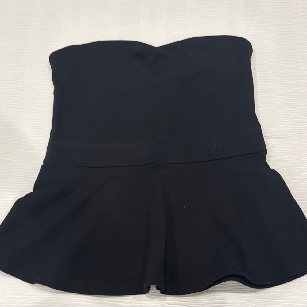 ❤️ Express -Black Strapless Peplum Top - Picture 2 of 5